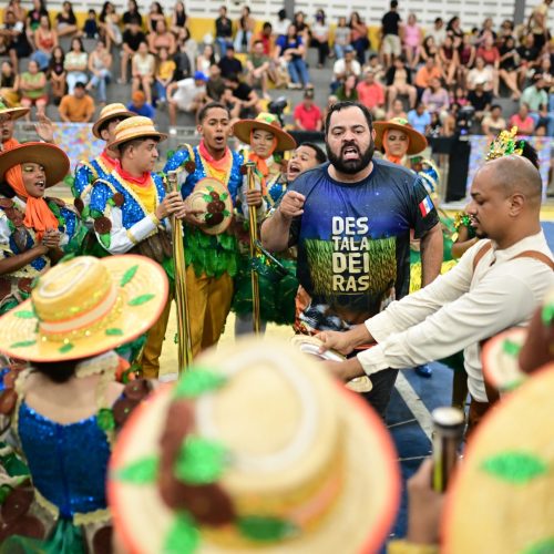 Em Coité do Nóia, Gonzagão transforma a história das destaladeiras de fumo em um espetáculo de emoção e identidade cultural